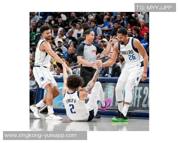 独行侠客场对决掘金克莱有望复出加福德因伤缺席比赛