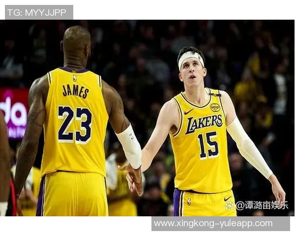 开拓者媒体人称里夫斯状态出色湖人队在东契奇与老詹归来后实力不容小觑 开拓者媒体人称里夫斯状态出色湖人队在东契奇与老詹归来后实力不容小觑