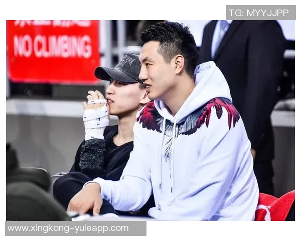 翟晓川妻子分享观赛美照庆祝陪伴第15个赛季只为与你共度每一个瞬间 翟晓川妻子分享观赛美照庆祝陪伴第15个赛季只为与你共度每一个瞬间