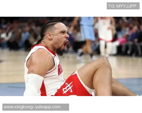 狄龙谈裁判判罚影响比赛结果强调球员需忍耐不满情绪 狄龙谈裁判判罚影响比赛结果强调球员需忍耐不满情绪