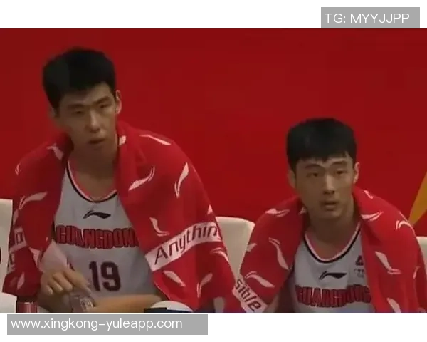 文班连续低迷表现引发关注14投仅5中19分8板5失误犯满离场